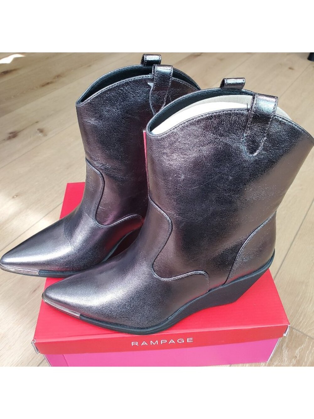 Womens Boots 9 Cowboy Boot Gunmetal Shiny Metallic Homecoming Concert Festival
